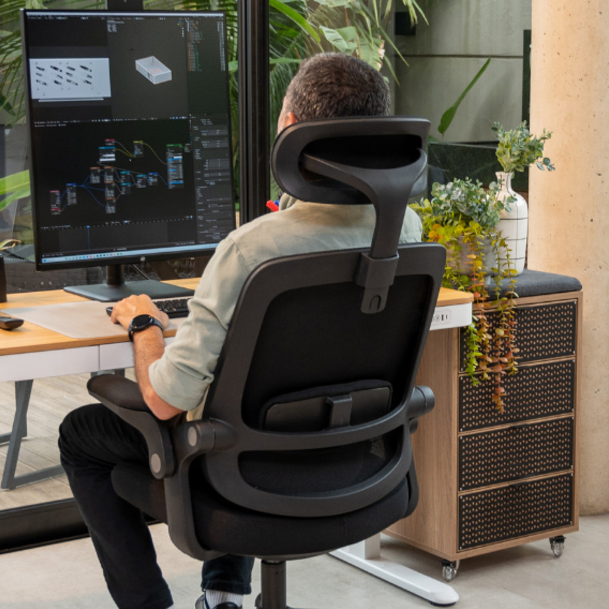 Cadeira Ergonômica Elements Astra